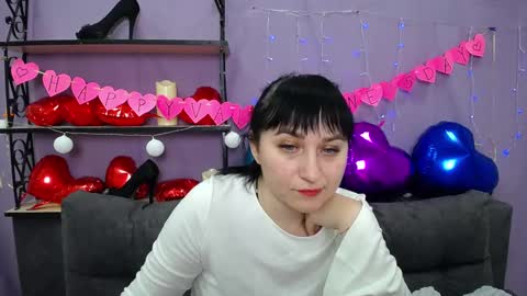 Snapshot of ninaflawlees chatting on 02/05/25, 11:28 ninaflawlees online show from 02/05/25, 11:28