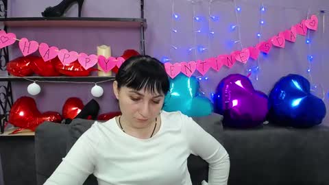 Snapshot of ninaflawlees chatting on 02/06/25, 05:35 ninaflawlees online show from 02/06/25, 05:35