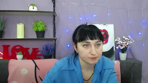 Snapshot of ninaflawlees chatting on 03/12/25, 12:10 ninaflawlees online show from 03/12/25, 12:10