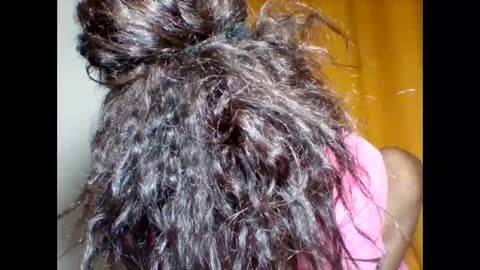 Snapshot of ninah_rise chatting on 09/22/25, 12:56 ninah_rise online show from 09/22/25, 12:56