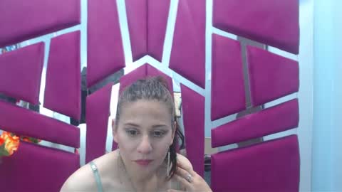 Snapshot of ninahot_ chatting on 03/05/25, 02:36 Nina online show from 03/05/25, 02:36