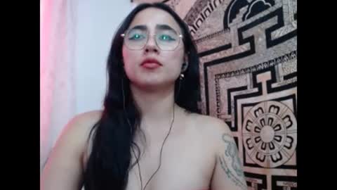 N I N A online show from 12/23/24, 06:16