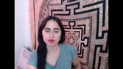N I N A online show from 01/02/25, 02:24