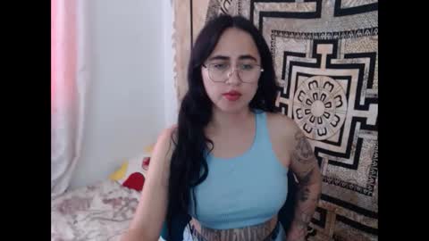 N I N A online show from 01/04/25, 04:00