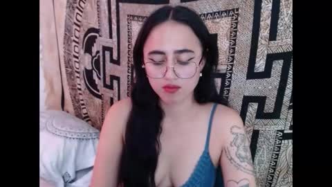 N I N A online show from 01/09/25, 06:47