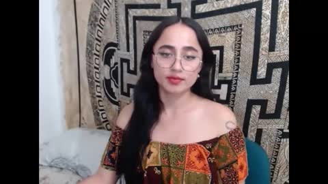 N I N A online show from 01/15/25, 10:57