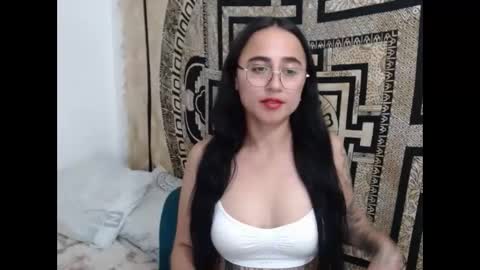 N I N A online show from 01/20/25, 11:10