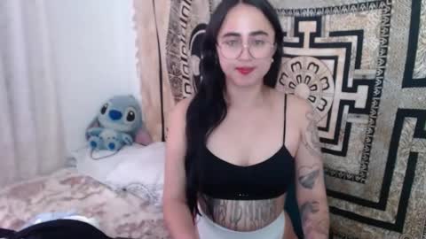 N I N A online show from 01/23/25, 05:52