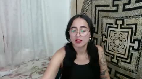 N I N A online show from 02/21/25, 06:48
