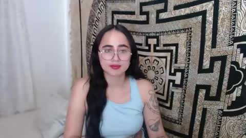 N I N A online show from 03/04/25, 05:24