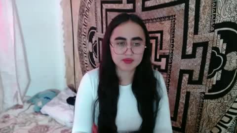 N I N A online show from 09/19/25, 03:13