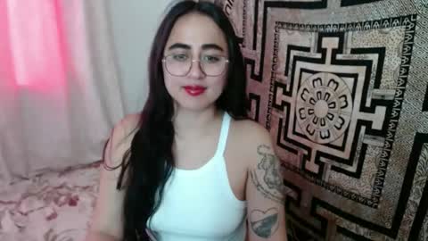 N I N A online show from 09/29/25, 02:33