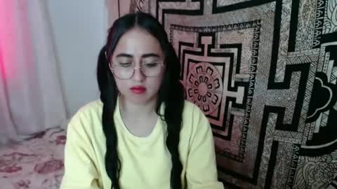 N I N A online show from 10/02/25, 03:30