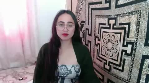 N I N A online show from 10/06/25, 04:59