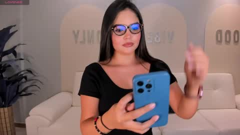  Nina  online show from 05/12/26, 06:05