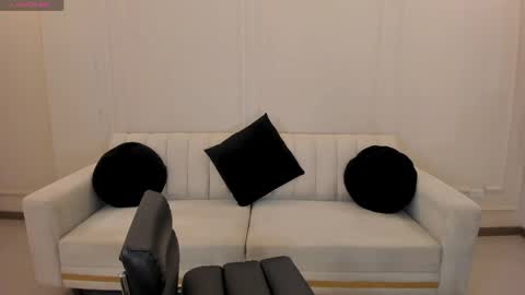  Nina  online show from 05/26/26, 04:58