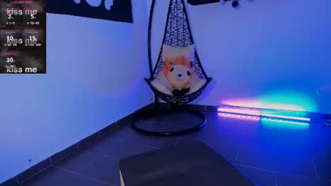 Snapshot of ninamonroee chatting on 06/11/26, 12:32 ninamonroee online show from 06/11/26, 12:32
