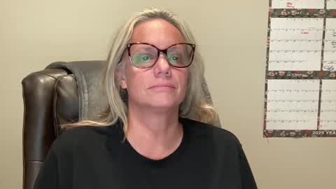 Snapshot of ninanite chatting on 09/14/25, 05:12 ninanite online show from 09/14/25, 05:12