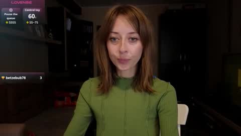 Snapshot of ninanovalicious chatting on 09/17/25, 07:10 NinaNovalicious online show from 09/17/25, 07:10