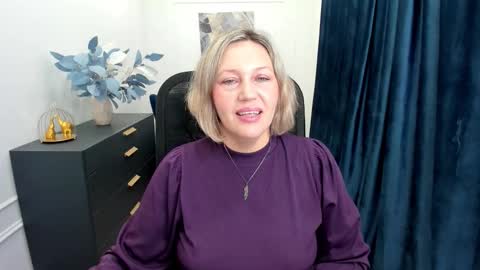 ninastarle online show from 10/11/25, 04:44