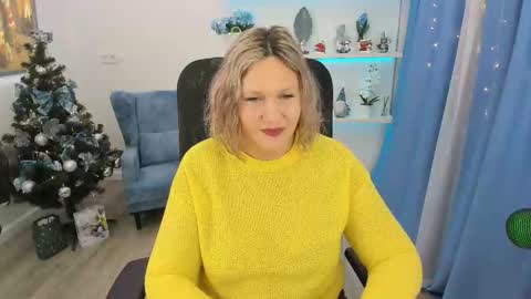 Snapshot of ninastarle chatting on 12/19/25, 11:39 ninastarle online show from 12/19/25, 11:39