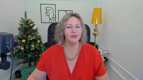 Snapshot of ninastarle chatting on 12/22/25, 04:31 ninastarle online show from 12/22/25, 04:31
