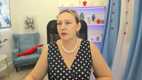 Snapshot of ninastarle chatting on 02/18/26, 11:50 ninastarle online show from 02/18/26, 11:50