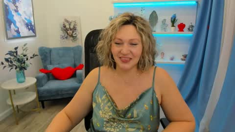 Snapshot of ninastarle chatting on 03/11/26, 05:02 ninastarle online show from 03/11/26, 05:02