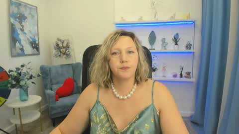 Snapshot of ninastarle chatting on 04/18/26, 11:36 ninastarle online show from 04/18/26, 11:36