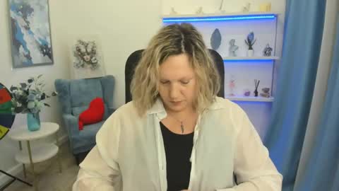 Snapshot of ninastarle chatting on 04/19/26, 11:31 ninastarle online show from 04/19/26, 11:31