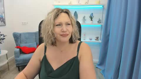 Snapshot of ninastarle chatting on 05/26/26, 11:50 ninastarle online show from 05/26/26, 11:50