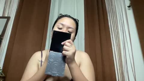 Snapshot of nini_luvskorn chatting on 04/10/26, 11:04 nini_luvskorn online show from 04/10/26, 11:04