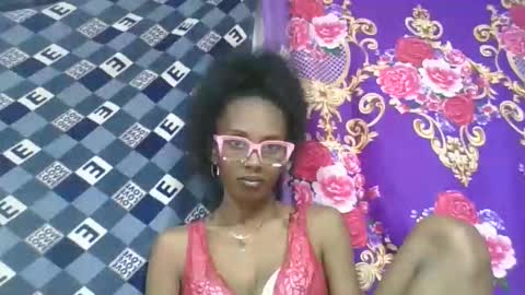 Snapshot of ninie246746 chatting on 04/12/26, 06:46 ninie246746 online show from 04/12/26, 06:46
