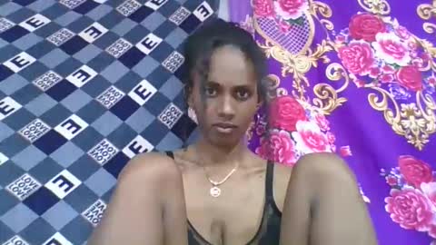 Snapshot of ninie246746 chatting on 04/18/26, 07:58 ninie246746 online show from 04/18/26, 07:58