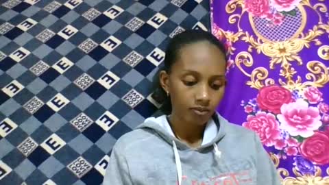 ninie246746 online show from 06/29/26, 10:37