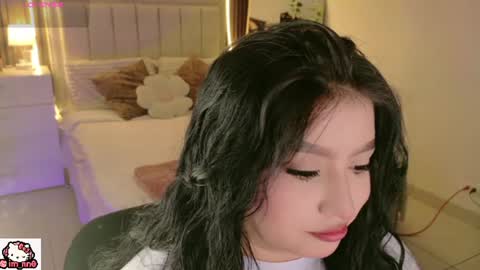 Nina online show from 07/11/26, 01:58