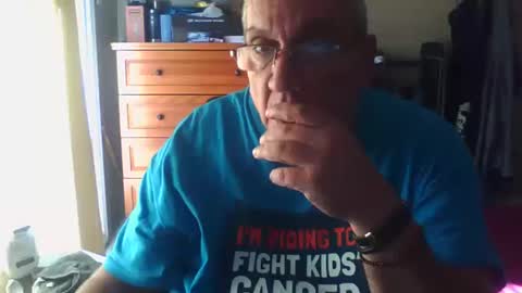 Dennis online show from 10/10/25, 02:05