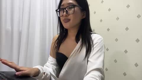 niravoid online show from 09/25/25, 07:28