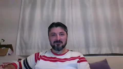 Snapshot of nisantasili chatting on 02/24/25, 09:52 Prince d amour online show from 02/24/25, 09:52