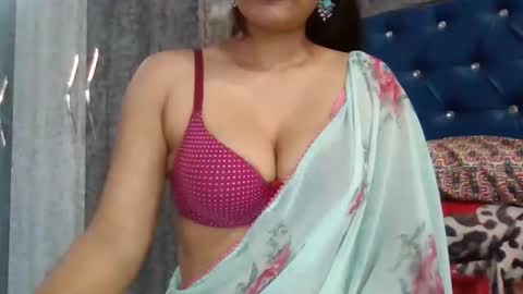 Nishu online show from 12/20/25, 04:41