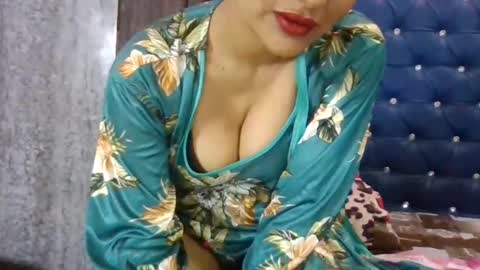 Nishu online show from 03/06/26, 05:04