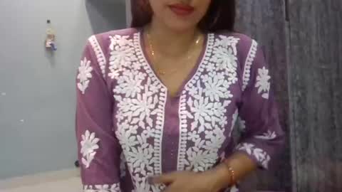 Nishu online show from 06/18/26, 04:46
