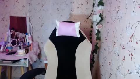 Nadz online show from 10/14/25, 05:03