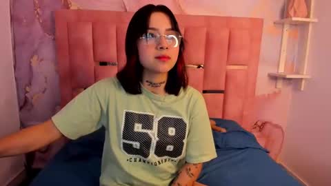 Nixie online show from 09/13/25, 03:17