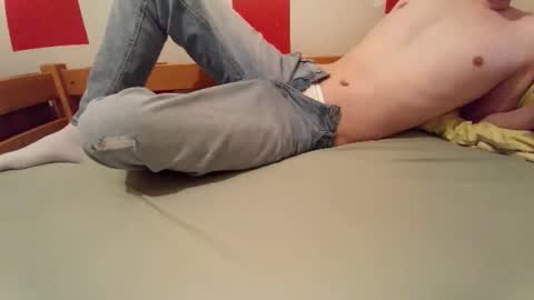 Snapshot of nixxb chatting on 10/04/25, 11:03 Nixx online show from 10/04/25, 11:03