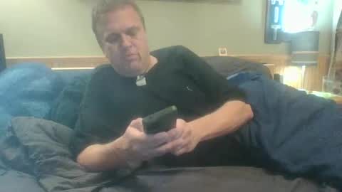 Snapshot of nkars33 chatting on 10/28/25, 01:09 nkars33 online show from 10/28/25, 01:09