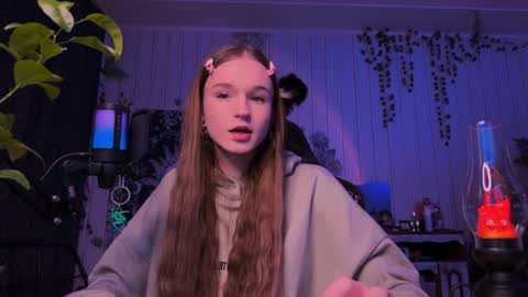 Snapshot of nloraaa chatting on 01/25/25, 08:53 Tears Lora online show from 01/25/25, 08:53