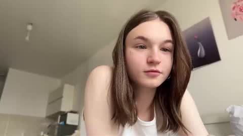 Snapshot of nloraaa chatting on 09/13/25, 08:58 Tears Lora online show from 09/13/25, 08:58