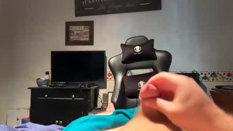 nman01 online show from 10/13/25, 08:53