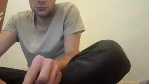 Snapshot of noa23x chatting on 10/31/25, 01:50 noa23x online show from 10/31/25, 01:50